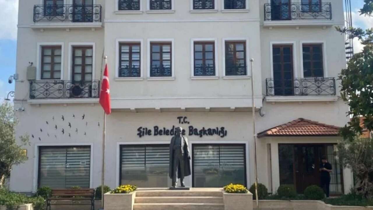 Şile Belediyesi'ne yönelik soruşturmada 22 şüpheli gözaltına alındı