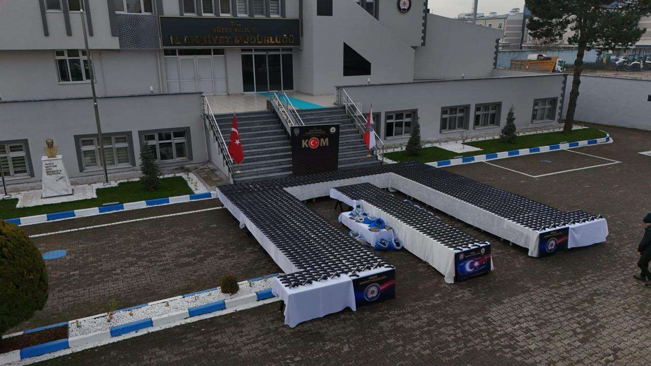 Düzce'de silah kaçakçılığı operasyonu: 6 GÖZALTI