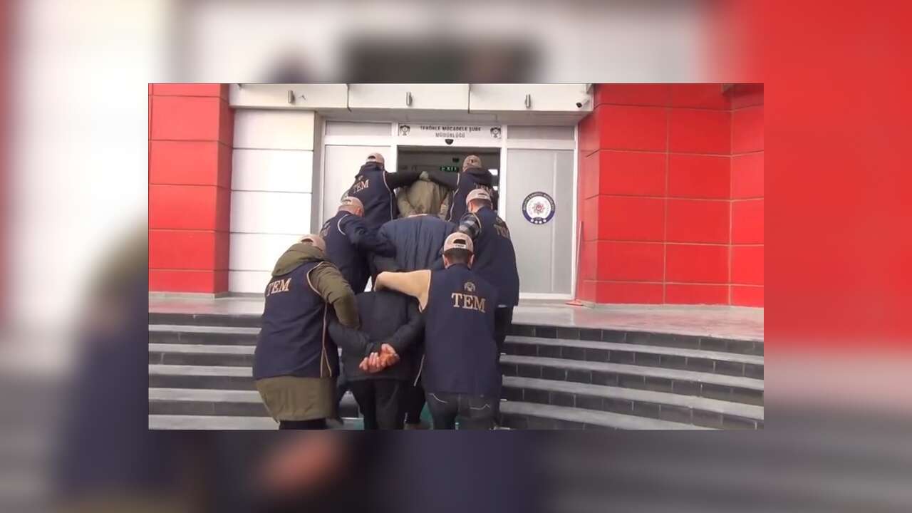 Malatya'da terör örgütü DEAŞ operasyonunda 3 zanlı tutuklandı