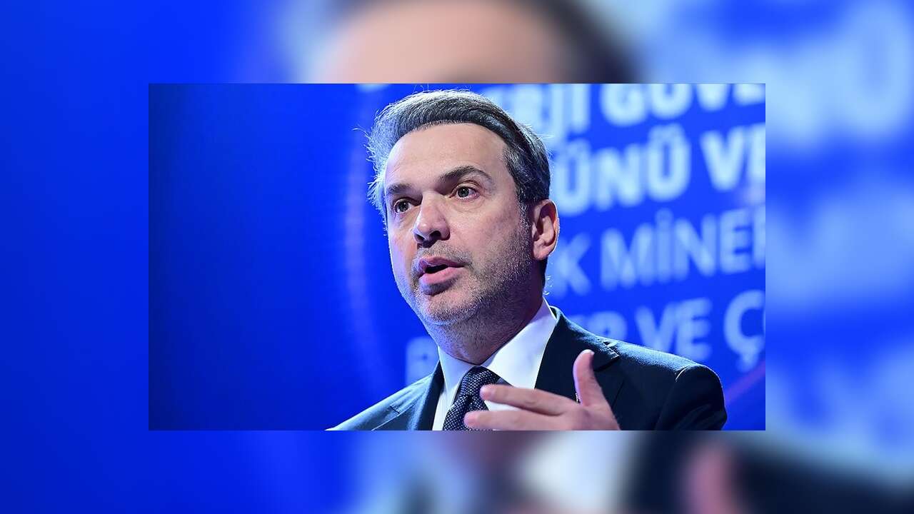 Bayraktar: Bu büyük asrın inşasını ancak AK PARTİ yapardı