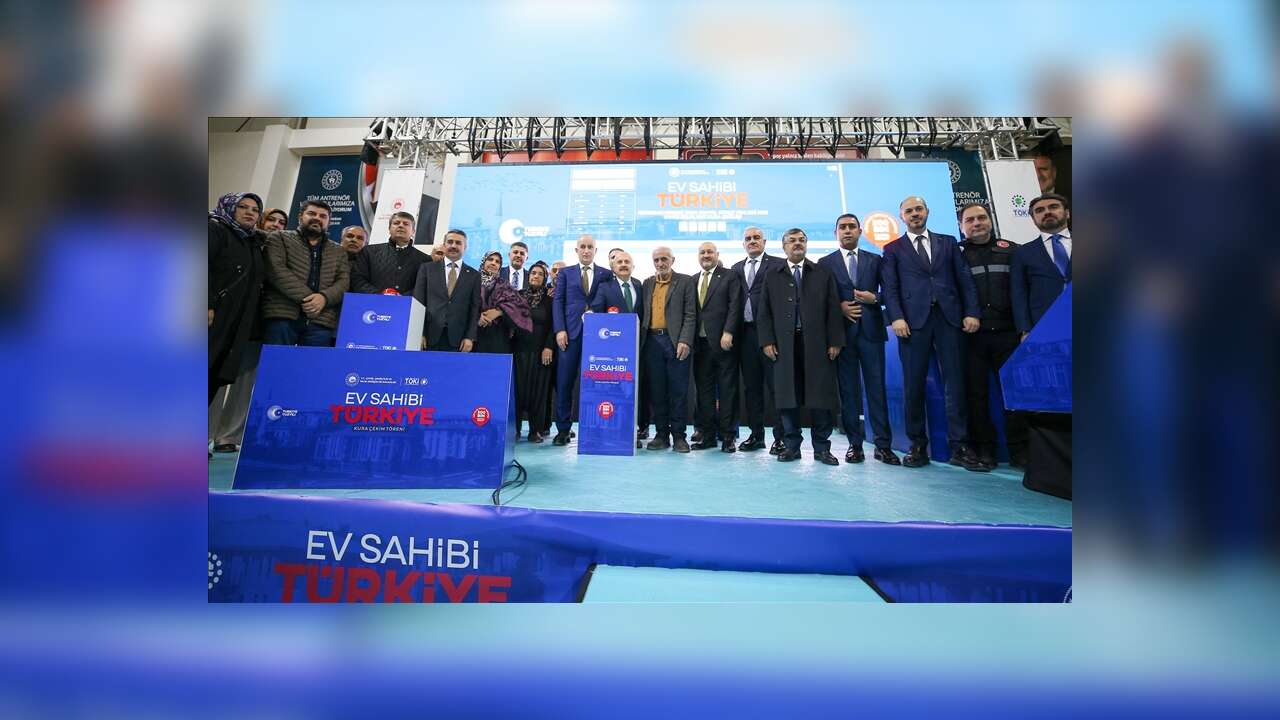 Yüzyılın Konut Projesi'nde kura çekimleri Adıyaman'da başladı