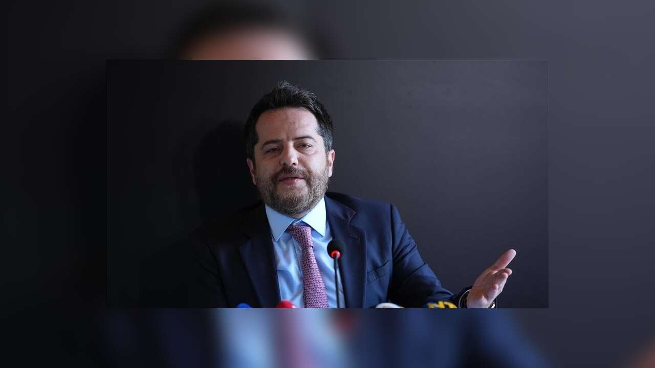 "Futbolda bahis" soruşturması kapsamında gözaltına alınan Erden Timur tutuklandı