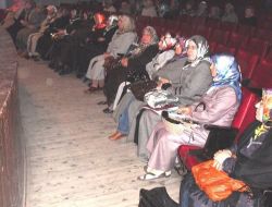 Sp Sındırgı İlçe Kadın Kolları Konferans Düzenledi