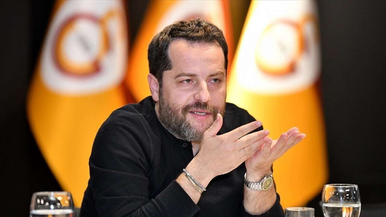 "Futbolda bahis" soruşturması kapsamında gözaltına alınan Erden Timur tutuklandı