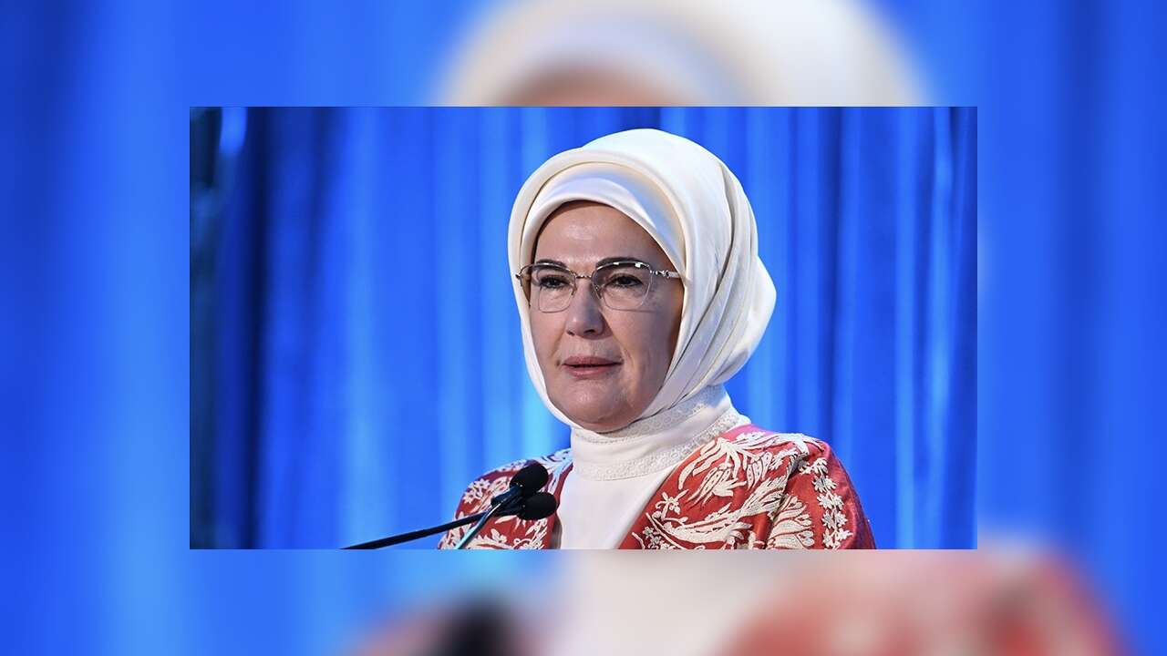 EMİNE ERDOĞAN'DAN "YENİ YIL MESAJI"