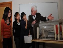 Çinli Gazeteciler, Shangay 2010 Expo'sundaki İzmir Standını Beğendi