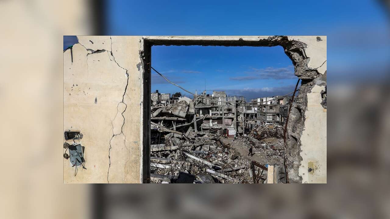 İsrail Gazze’de işgal ettiği bölgelere saldırılarını sürdürüyor