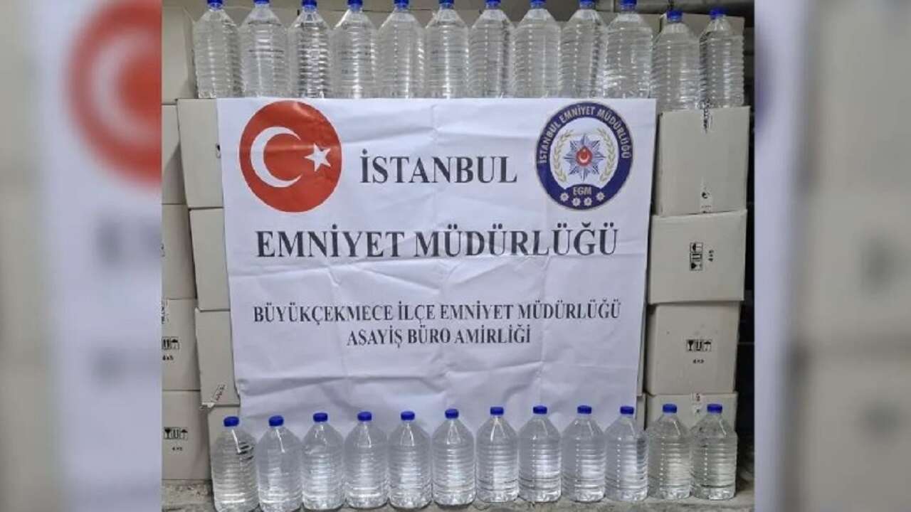 İstanbul'da binlerce litre kaçak alkol ele geçirildi!