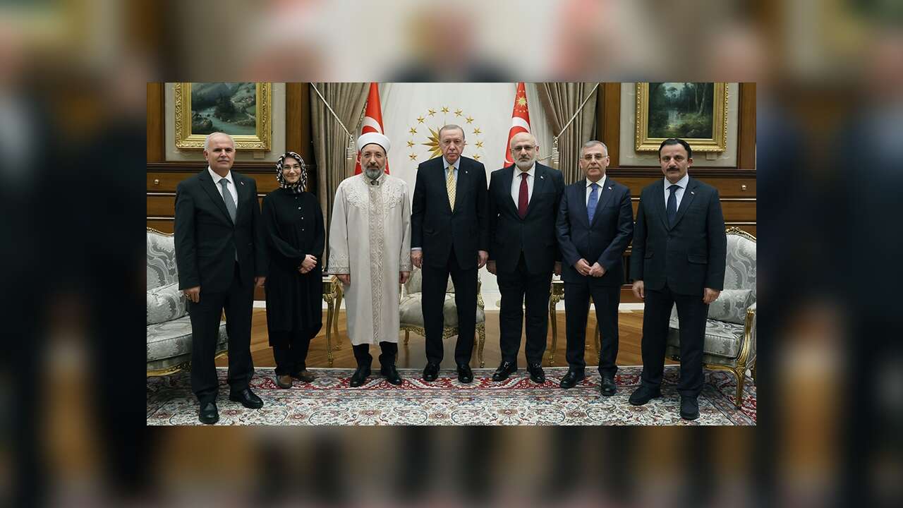 Erdoğan, Diyanet İşleri Başkanı Arpaguş ve beraberindeki heyeti kabul etti
