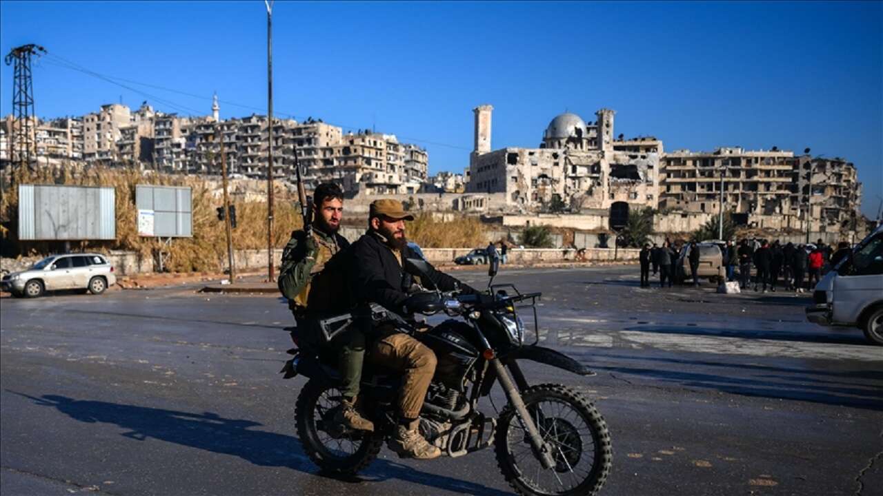 Suriye ordusu, Halep’te terör örgütü YPG/SDG işgalindeki son mahallenin de kurtarıldığını duyurdu