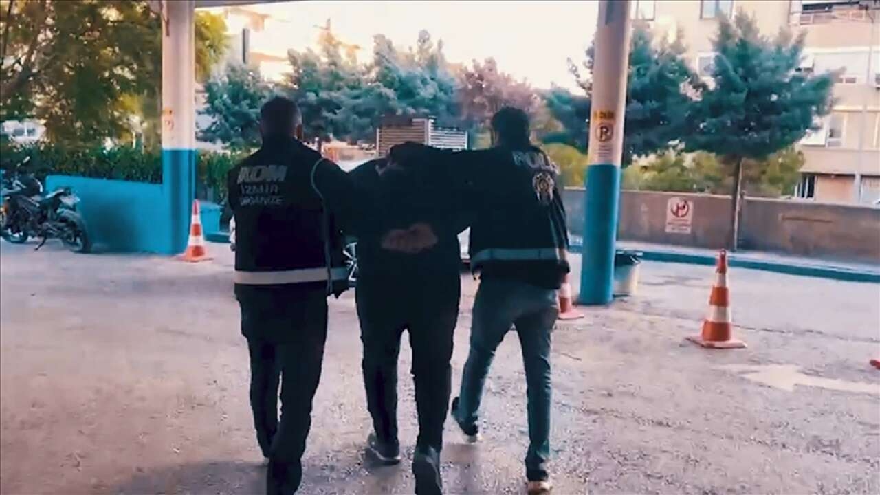 FETÖ'ye yönelik operasyonlarda 81 şüpheli yakalandı