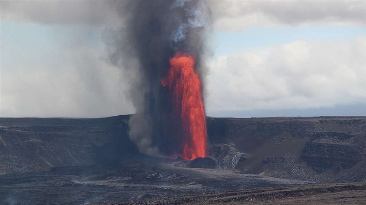 Hawaii'de Kilauea Yanardağı'nda volkanik hareketlilik gözlemlendi