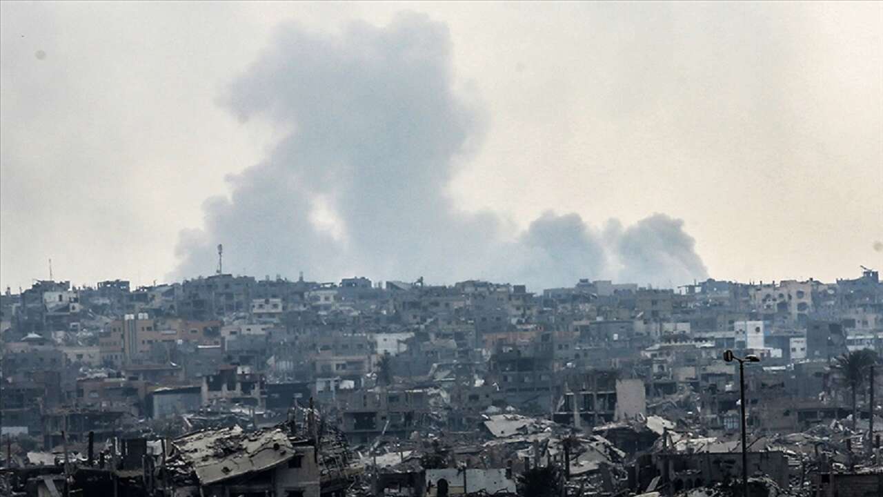 İsrail, ateşkese rağmen Gazze’de topçu ve hava saldırılarını sürdürdü