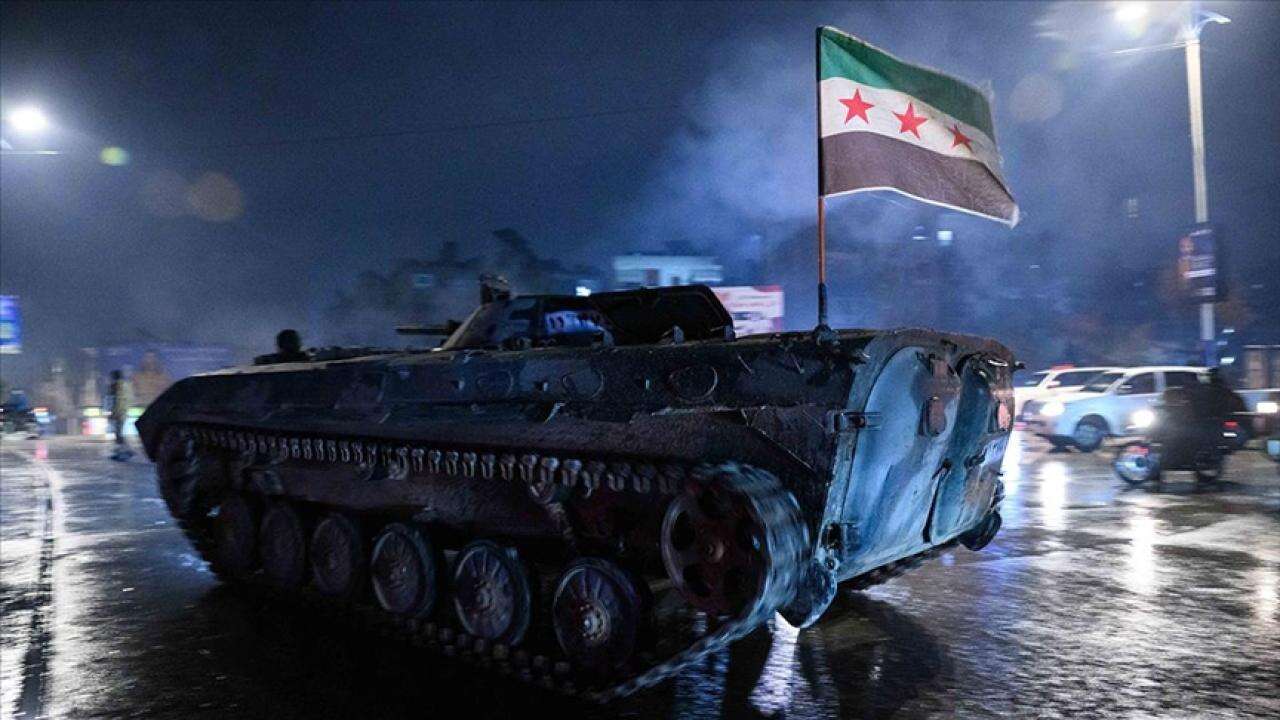 Suriye Ordusu Fırat’ın batısını askeri alan ilan etti!