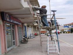 Korkuteli'nde Çirkin Görünen Binalar Bakıma Alındı