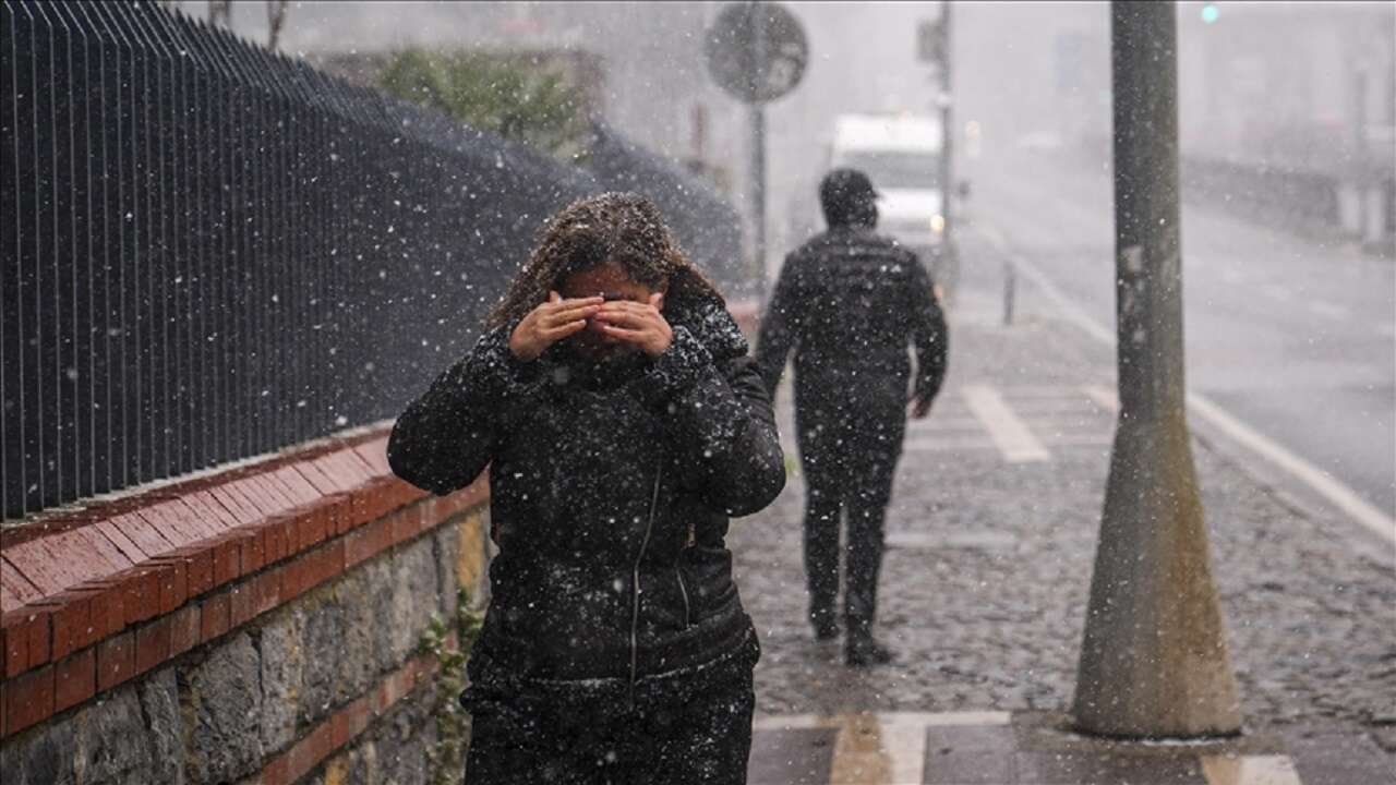 AKOM'dan 18-19 Ocak'ta İstanbul için karla karışık yağmur beklentisi