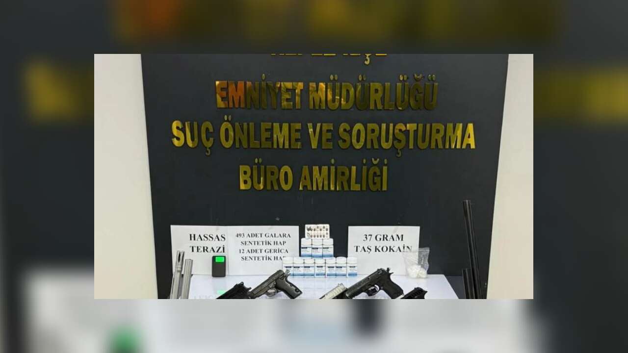 Antalya'da "Şafak-07 Huzur-01" operasyonunda 10 şüpheli yakalandı