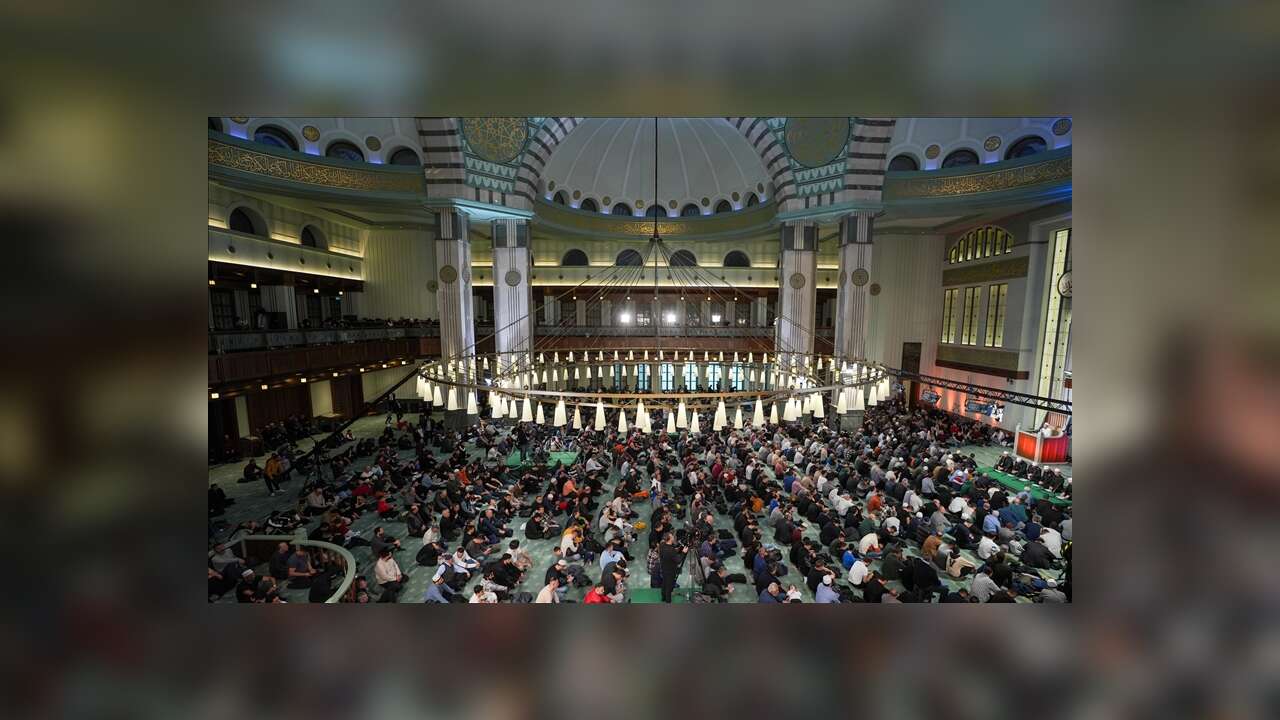 Miraç Kandili dualarla idrak edildi!