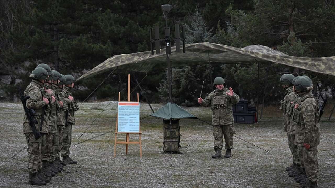 Uzman erbaşlar, TSK'nın teknik ve kritik alanlarında önemli görevler üstleniyor