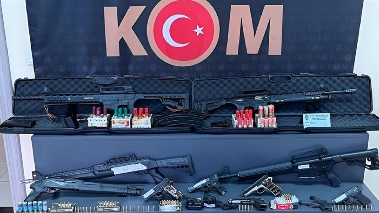 İçişleri Bakanlığı, 2025'te 110 binden fazla ruhsatsız silaha el koydu