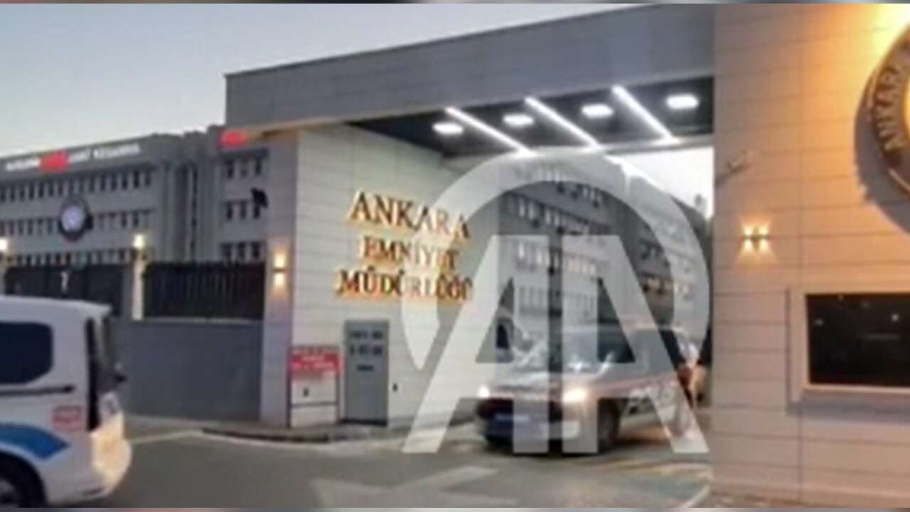ANKARA'da karşılıksız çeklerle dolandırıcılık