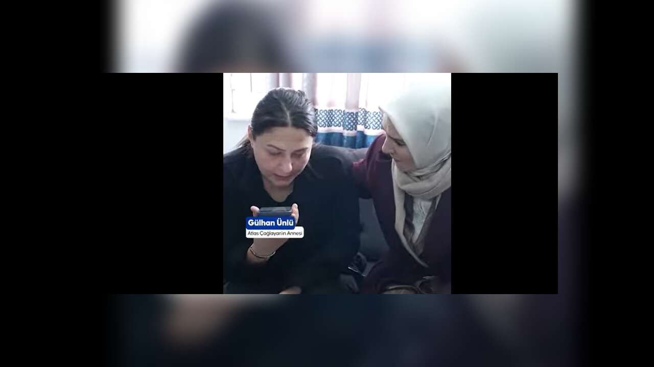Erdoğan, bıçaklı kavgada hayatını kaybeden Atlas Çağlayan'ın annesiyle telefonda görüştü