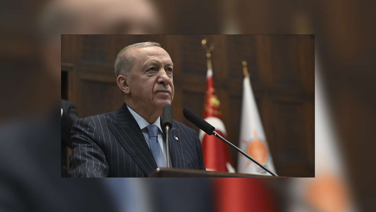 Erdoğan: Bayrağımıza uzanan o kirli elleri muhakkak bulacak, bunun hesabını o hainlerden mutlaka soracağız