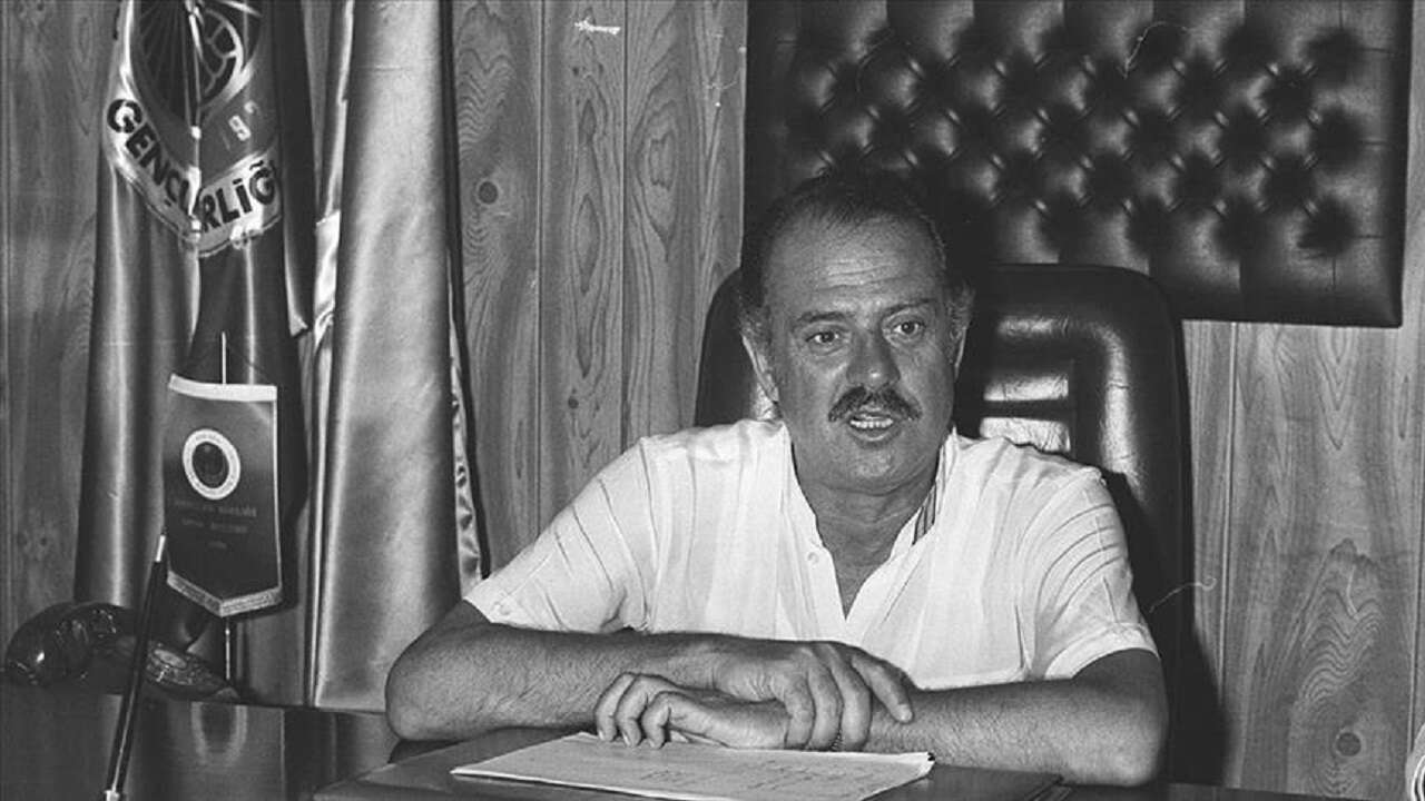 Türk futbolunun efsane başkanı: İLHAN CAVCAV