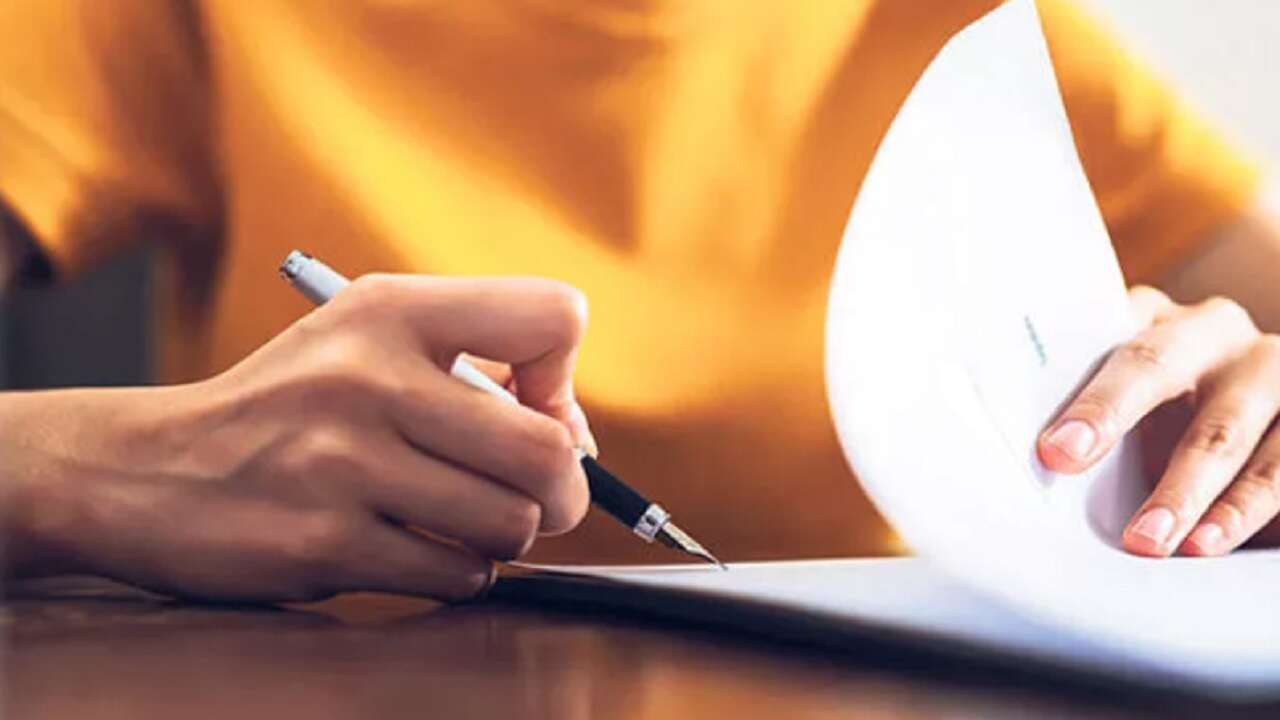 Sözleşmeli personele doğum sonrası "yarım zamanlı çalışma" hakkı