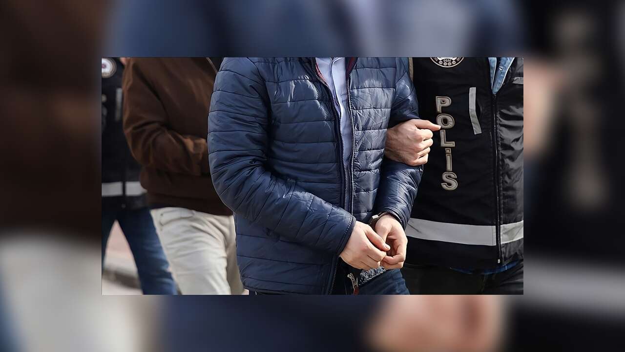 Yasa dışı gelirlerin aklanmasına yönelik operasyonda 37 şüpheli yakalandı