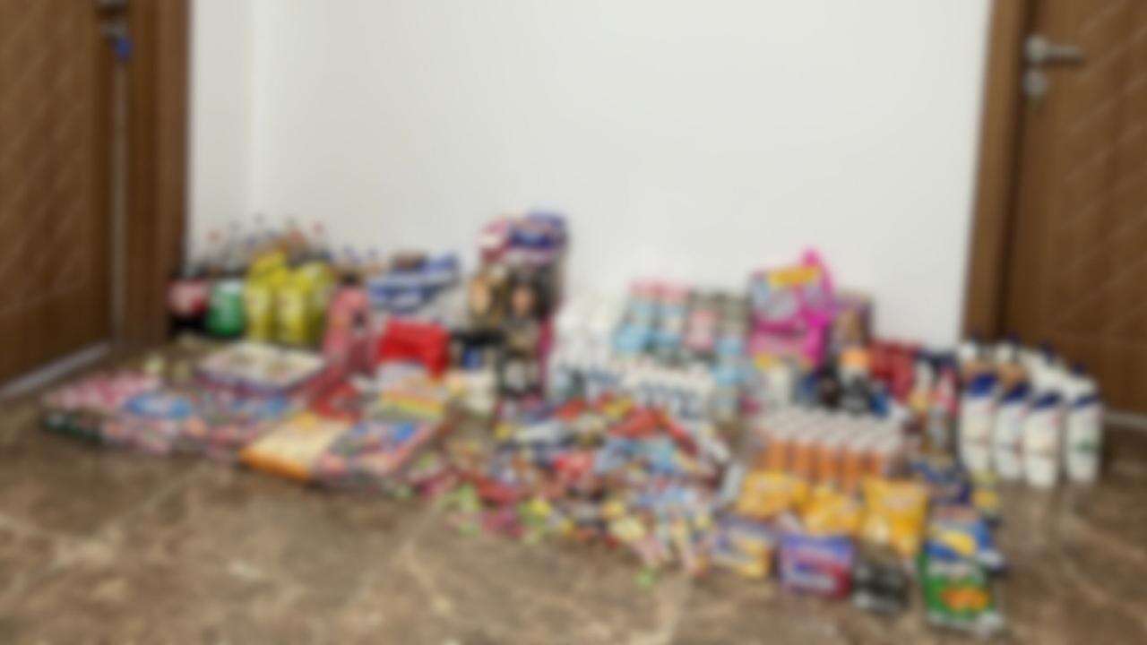 Çorum'da bakkalda bulunan tarihi geçmiş 934 ürüne el konuldu