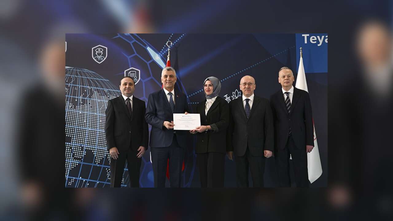 Bolat: 2025'te 8 milyon 400 bin ihracat ve ithalat konteyneri gümrüklerimizden geçiyor