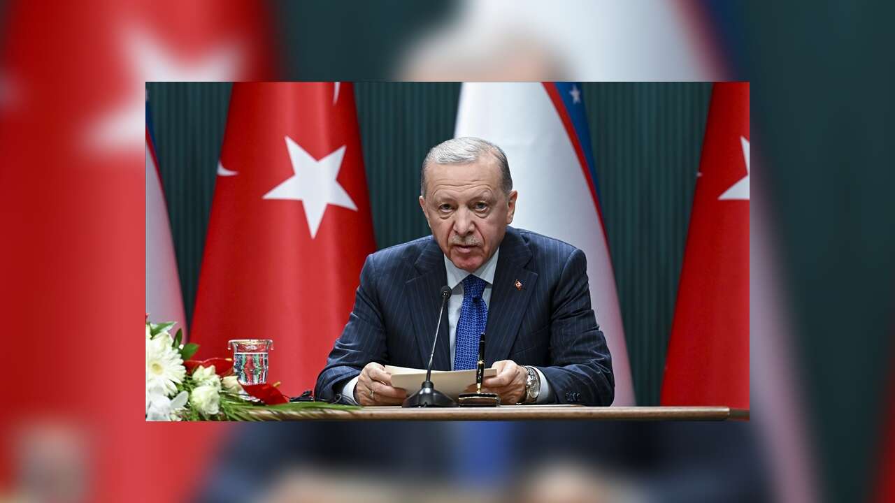 Cumhurbaşkanı Erdoğan: Yürek yüreğe verdiğimiz müddetçe bulunduğumuz asra Türk dünyasının mührünü vuracağımızdan eminiz