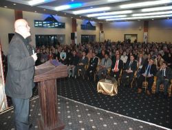 Sanatçı Noyan:"Günümüz Müslümanları Kur'an Ve Sünnetten Uzaklaştı!"