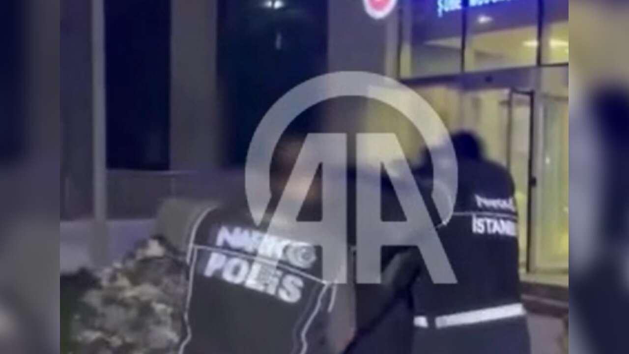 İst'daki operasyonda 240 Kilogram uyuşturucu ele geçirildi!