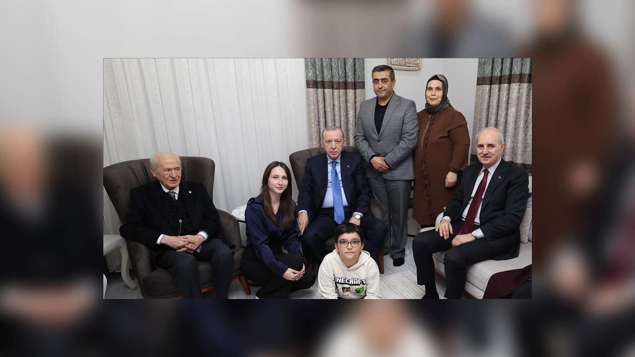 Cumhurbaşkanı Erdoğan, Osmaniye'de Solak ailesini ziyaret etti