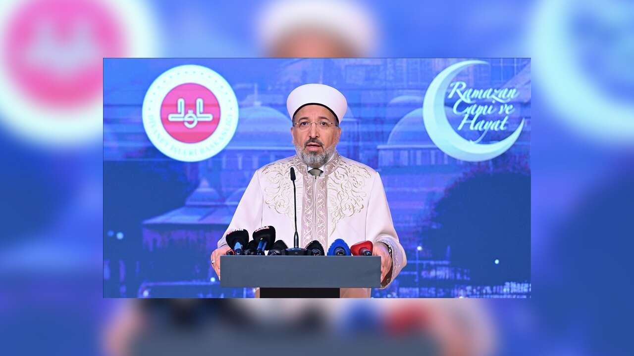 Diyanet, bu yıl ramazan temasını "Ramazan, Cami ve Hayat" olarak belirledi