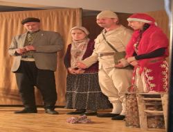 Koca Seyit Oyunu Korkuteli'deki Öğrencileri Ağlattı