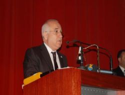 Başbakan Yardımcısı Çiçek Malatya'da Özal'ı Anlattı: El Sıkmayı Ondan Öğrendim!