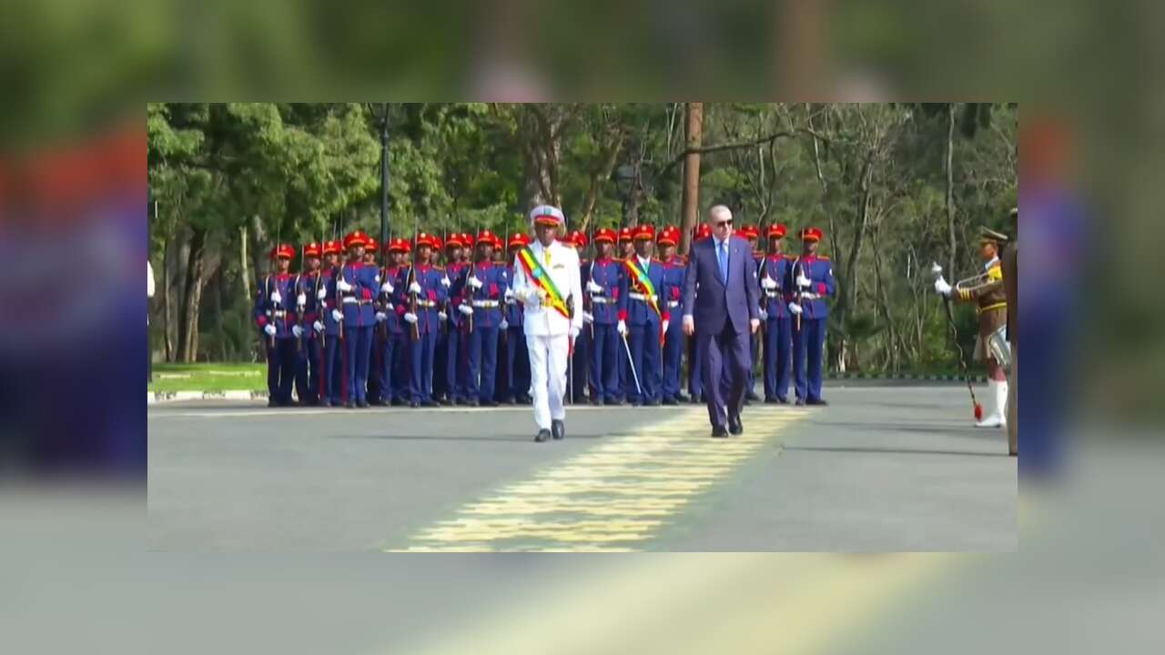 Cumhurbaşkanı Erdoğan, Etiyopya'da resmi törenle karşılandı