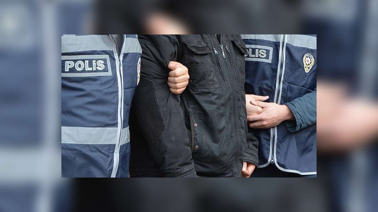 İst'da otoparktaki araçlardan 30 milyon dolar çalındığı iddiasına ilişkin 2 kişi daha yakalandı