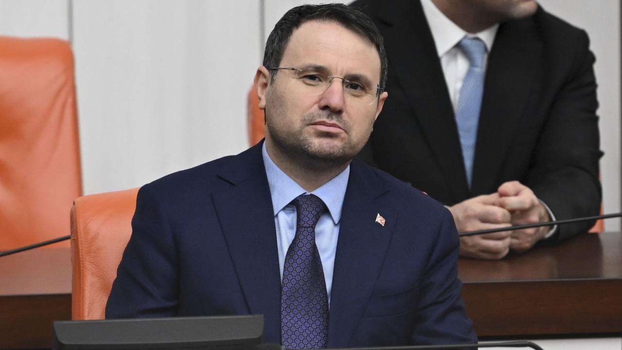 Gürlek: Yasa dışı bahis ve uyuşturucu operasyonları kararlılıkla devam edecek