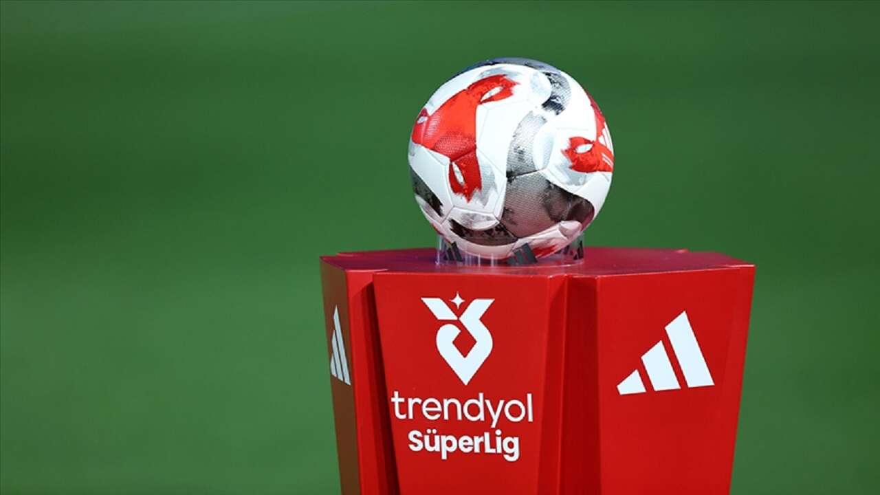 Süper Lig'de 23. hafta maçlarını yönetecek hakemler belli oldu