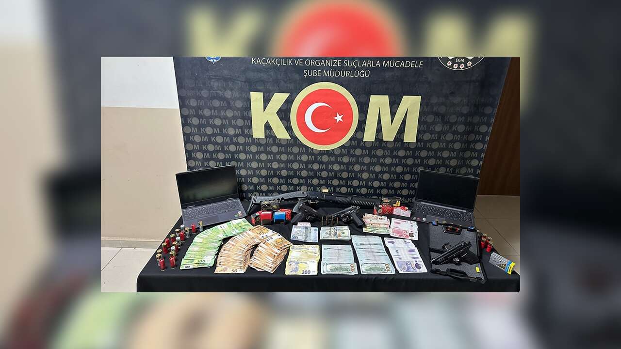 Hatay merkezli rüşvet ve kaçakçılık operasyonunda 26 zanlı tutuklandı