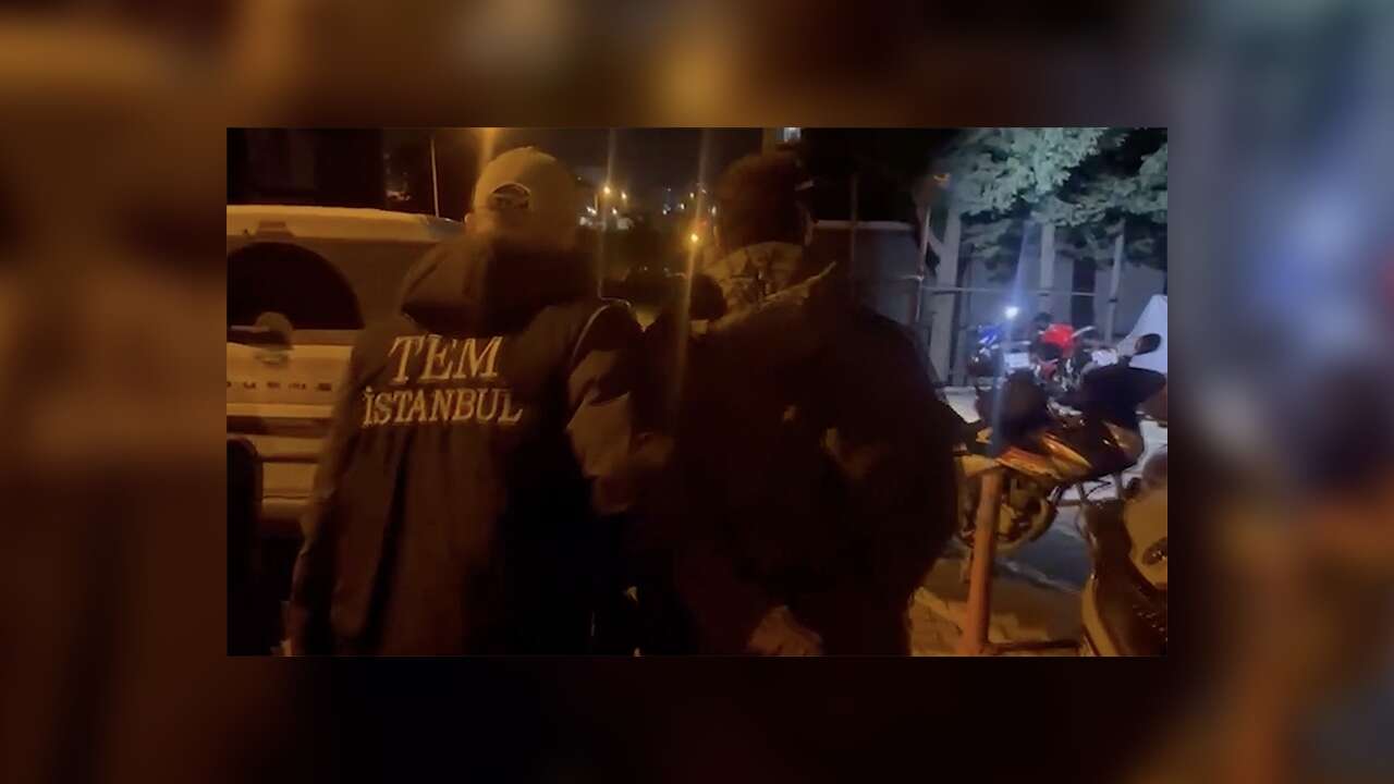 İst'da terör örgütü DEAŞ operasyonunda 11 zanlı yakalandı