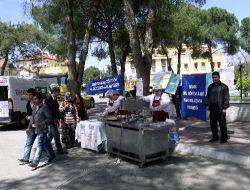 Milas'ta Kutlu Doğum Lokması Dağıtıldı