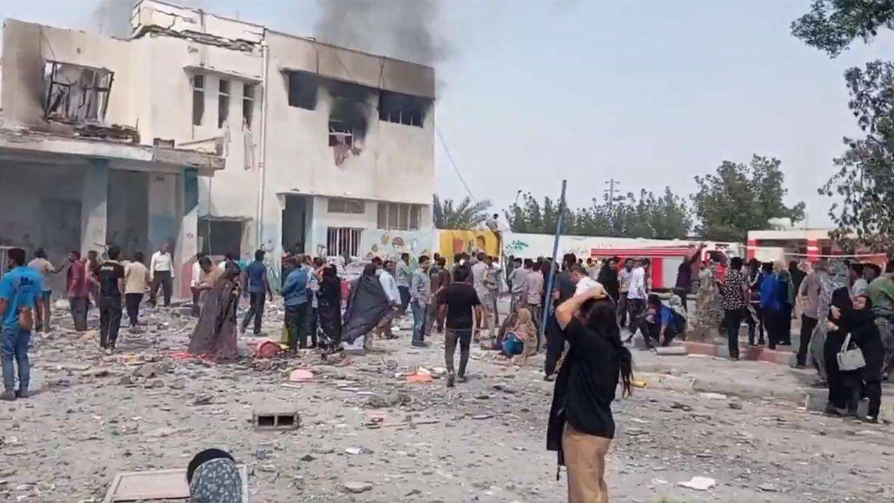 İran'a yönelik saldırıların ardından 51 öğrenci hayatını kaybetti