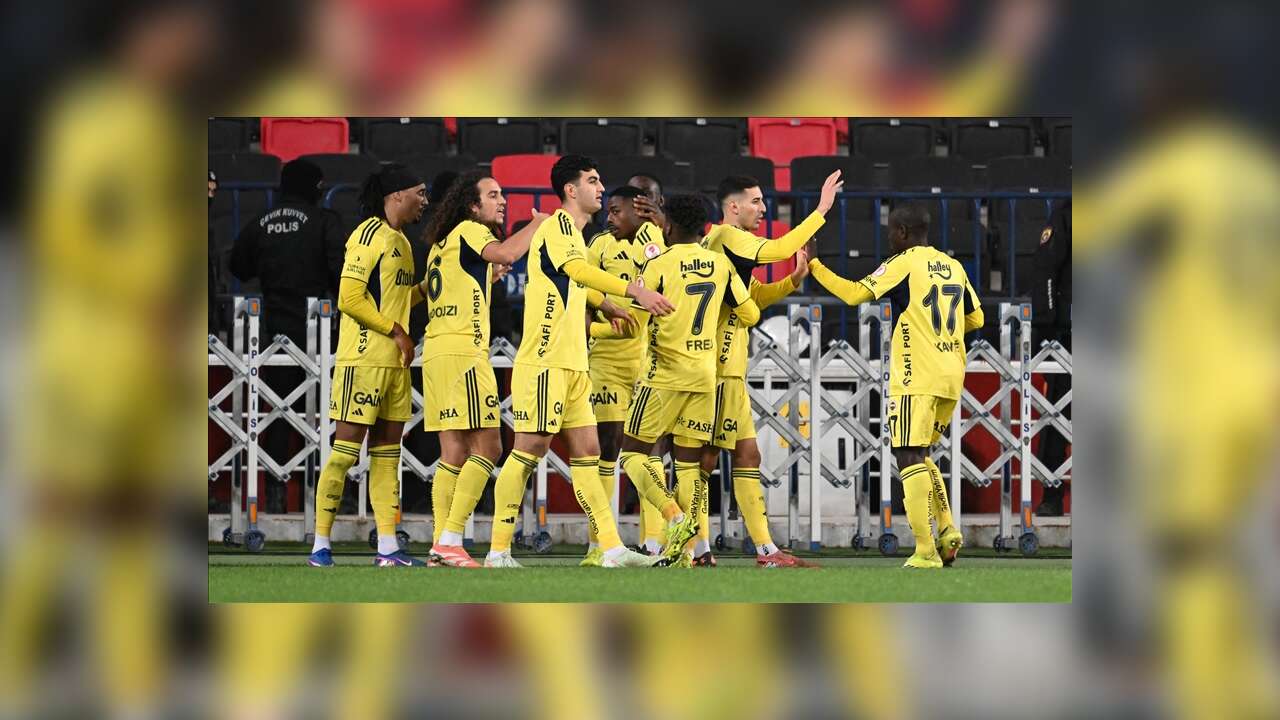 Ziraat Türkiye Kupası'nda Fenerbahçe çeyrek finale yükseldi