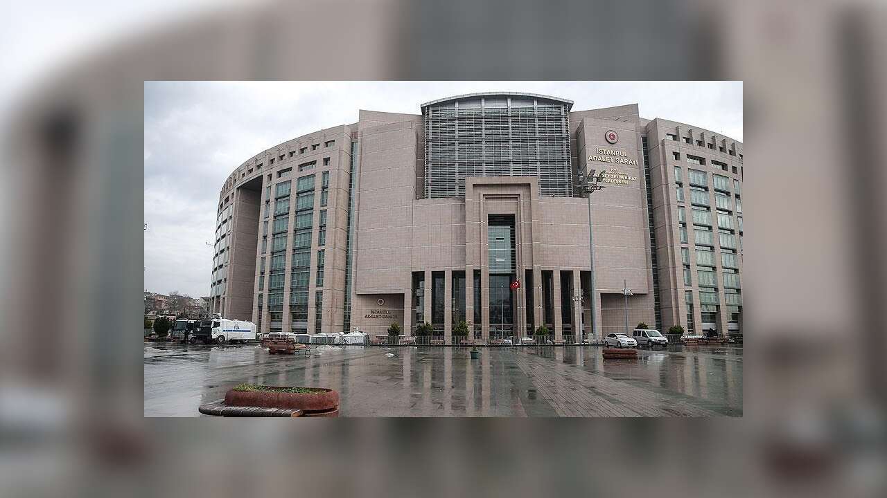 İstanbul'da hayali işlemlerle suç geliri elde edildiği iddiasıyla 112 şüpheliye iddianame