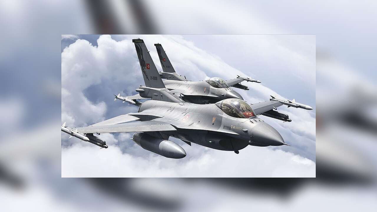 MSB: 6 F-16 savaş uçağı ve hava savunma sistemleri KKTC'ye konuşlandırıldı
